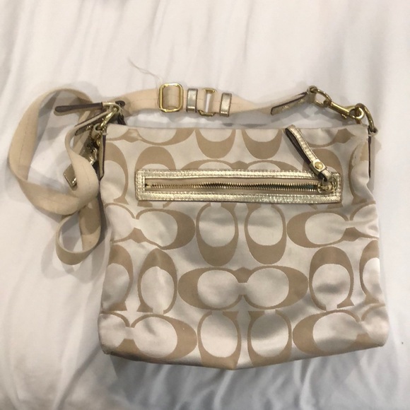 Poppy Coach Cross Body Bag - Picture 6 of 7